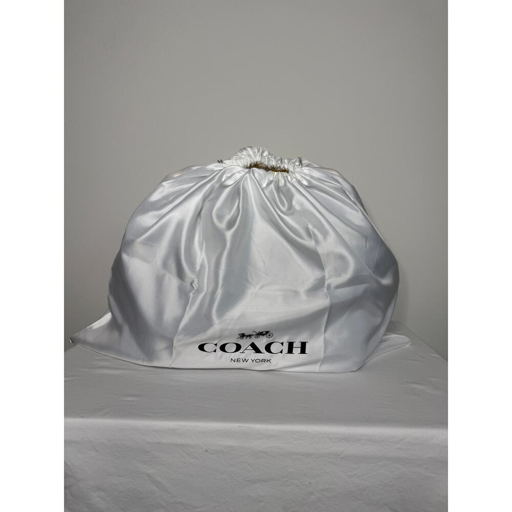 NEW •Coach Large Kisslock Frame Bag •  Collector Favorite - Picture 8 of 8